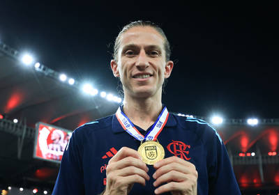 Экс-игрок сборной Бразилии отказался возглавить ее