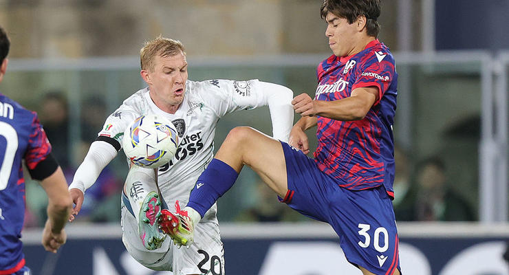 Болонья обеспечивает себе финал Кубка Италии, победив Эмполи 2:1