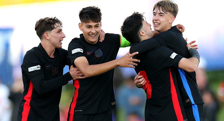 Барселона U-19 пробилась в финал Молодежной лиги УЕФА, обыграв АЗ Алкмар