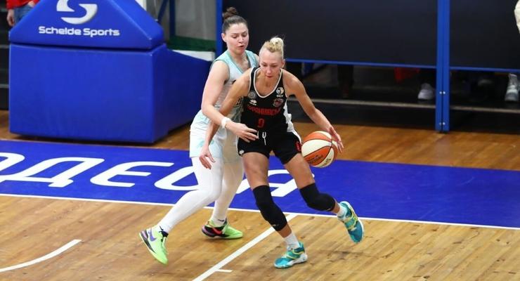 Франковск-Прикарпатье обыграло ИнтерХим и стало чемпионом Суперлиги