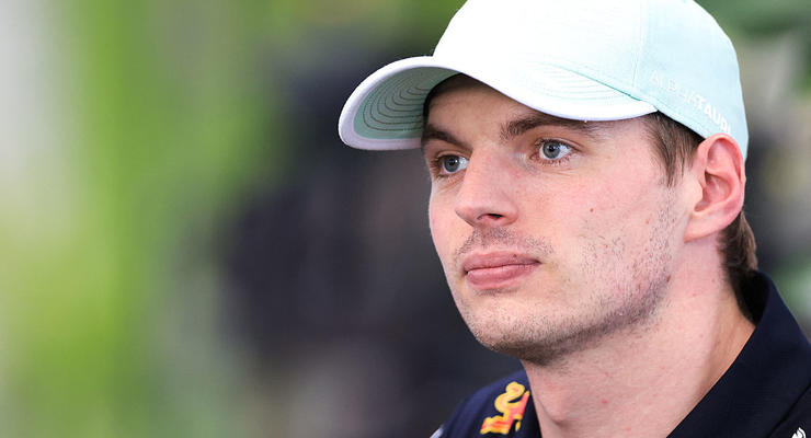 Штраф сократил победную серию Ферстаппена: гонщик Red Bull занял 17-е место
