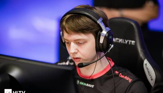 Украинская команда B8 обыгрывает OG на турнире Blast.tv Major Austin 2025