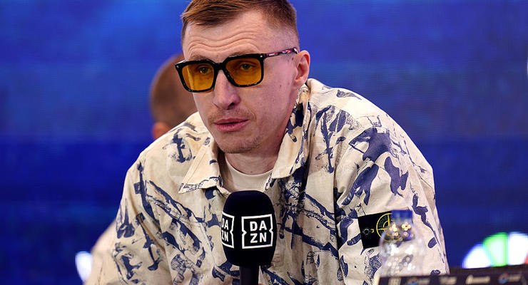 Усик готується до бою з Дюбуа: третій поєдинок із Ф'юрі в планах?