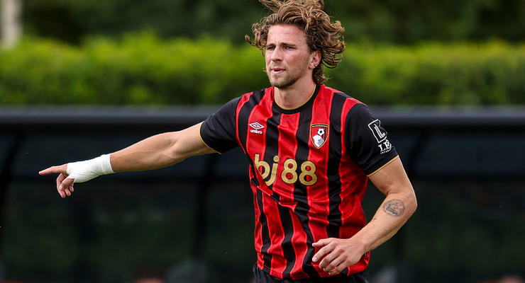 Борнмут требует 70 млн евро за Забарного: ПСЖ ведет переговоры