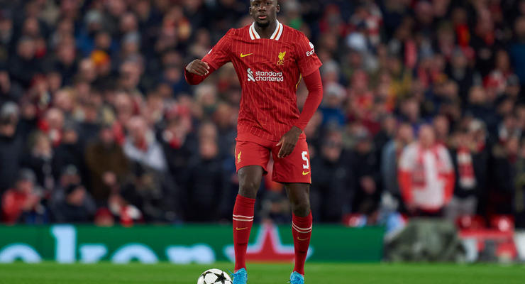 Ибраима Конате возвращается в Ливерпуль для восстановления: Павар заменяет его в сборной Франции