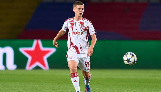 Манчестер Юнайтед готовит 28 млн евро за полузащитника Олимпиакоса