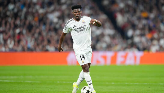 Тчуамени защищает тренера Реала: Неудачи - вина игроков, а не Алонсо