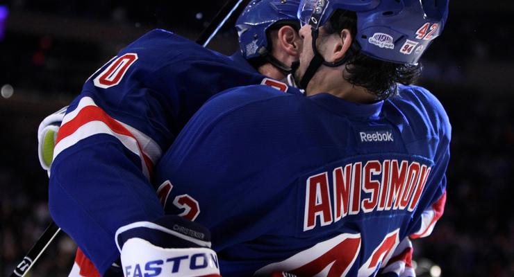 NHL: Рейнджеры одержали победу в нью-йоркском дерби