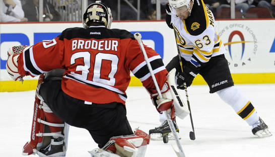 NHL: Montreal Canadiens и Boston Bruins разгромили своих соперников