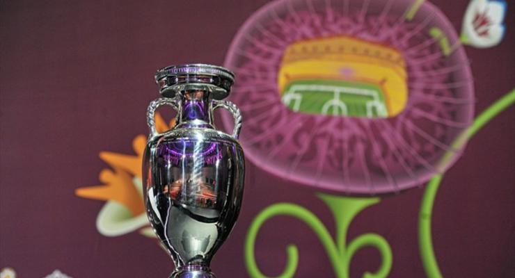 UEFA внес поправки в Регламент Евро-2012