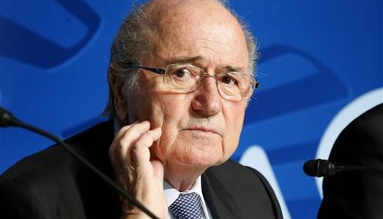 Президент FIFA выразил поддержку тренеру Барселоны