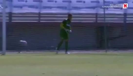 Замена Вальдесу? Вратарь Барселоны отбил шесть пенальти в одном матче