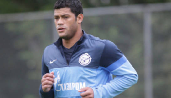 Нападающему Зенита Халку отменят придуманную красную карточку