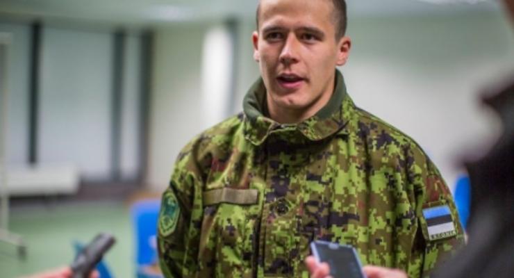 Футболист сборной Эстонии отправился в армию после матча с Англией