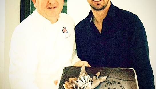 Милевский на юбилей получил в подарок два торта