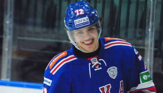 Нападающий сборной России: Вася на диване сидит и рассказывает,  да пошел он на**р