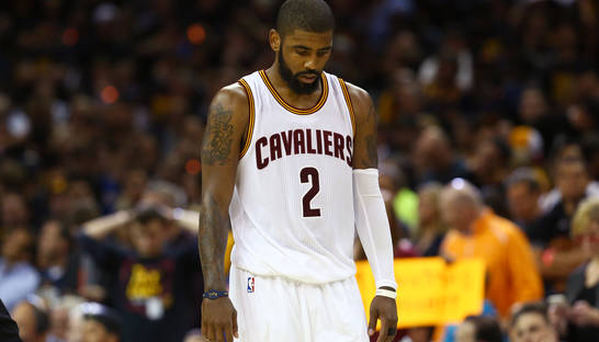 Фанаты Кливленда начали сжигать майки Ирвинга