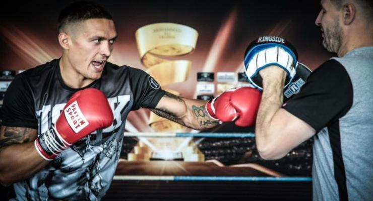 Усик – Хук: видео нокаута