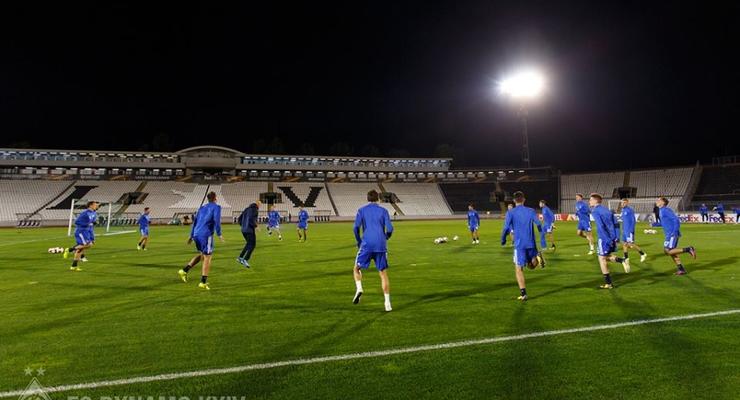 Динамо испытало газон стадиона в Белграде