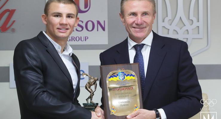 Александр Хижняк получил свою первую награду НОК Украины
