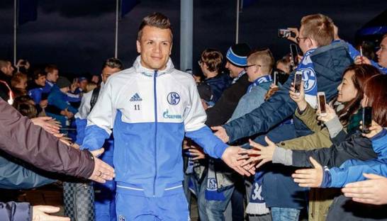 Коноплянка не попал в основной состав Шальке на матч с Майнцом