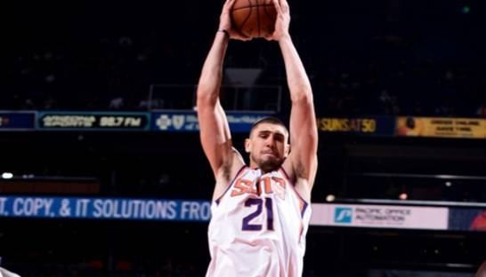 Лень записал на свой счет первый дабл-дабл в сезоне