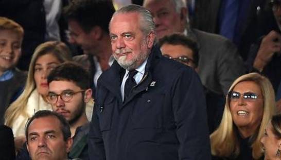 Наполи подозревают в махинациях с билетами