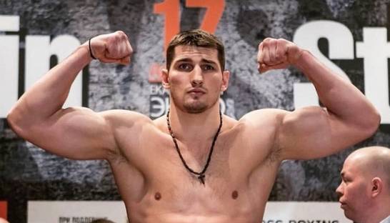 Папин: Усик – высококлассный боксер