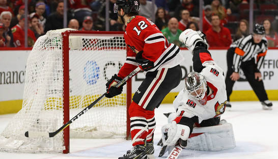 НХЛ: Чикаго по буллитам обыграл Оттаву, Вегас разбил Калгари