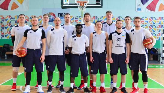 Сборная Украины прибыла в Ригу на матч с Латвией