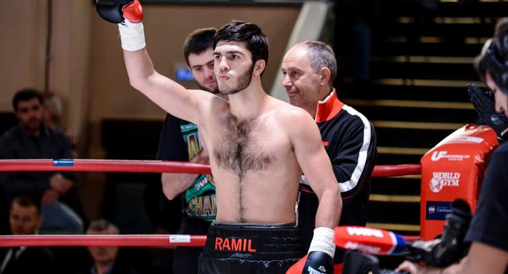 Украинец Гаджиев защитил свой пояс чемпиона WBC среди молодежи