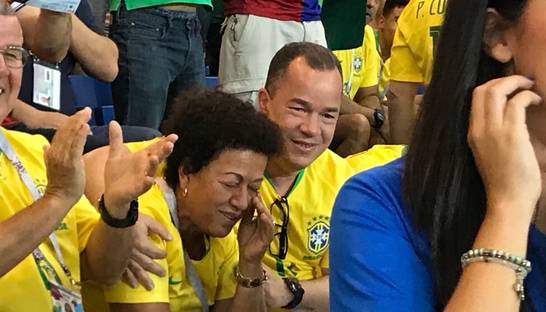 Мама Коутиньо расплакалась после гола сына в ворота Швейцарии