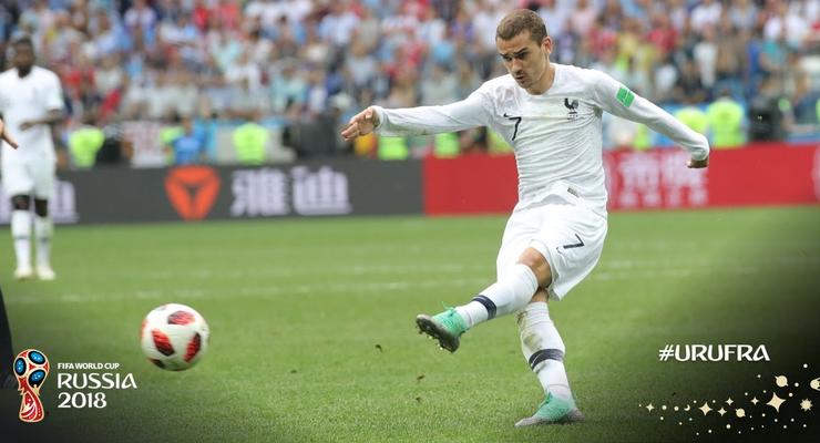 Гризманн признан лучшим игроком матча Уругвай - Франция