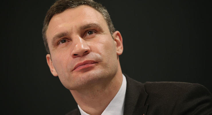 Кличко поддержал Усика перед боем с Гассиевым