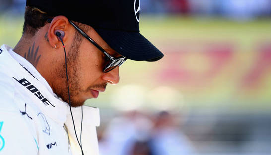 Хэмилтон хочет возвращения Феррари в борьбу за титул