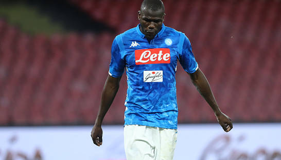 Манчестер Юнайтед готов заплатить 130 миллионов евро за защитника Наполи - СМИ