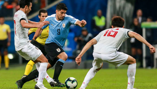 Копа Америка: Уругвай сенсационно сыграл вничью с Японией