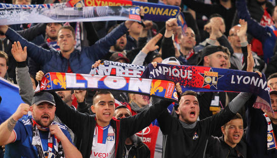 Фанаты Лиона исполнили невероятный перформанс перед матчем с ПСЖ