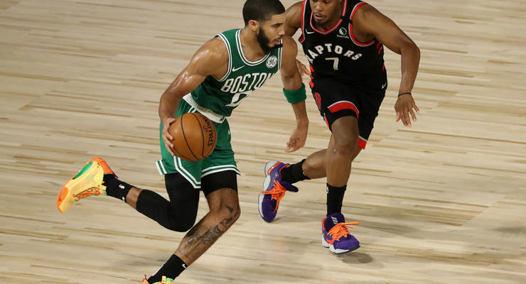 НБА: Торонто сильнее Бостона, Денвер уступил Клипперс