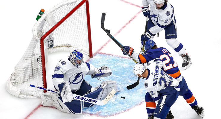 Кубок Стэнли: Айлендерс впервые выиграли в серии против Тампы