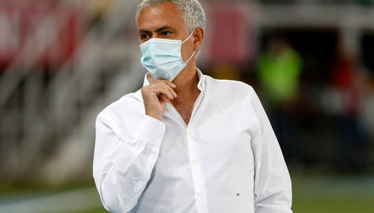 Моуринью заставил македонскую Шкендию поменять ворота