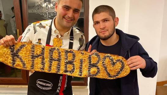 Известный турецкий шеф-повар приготовил эксклюзивный торт для Нурмагомедова