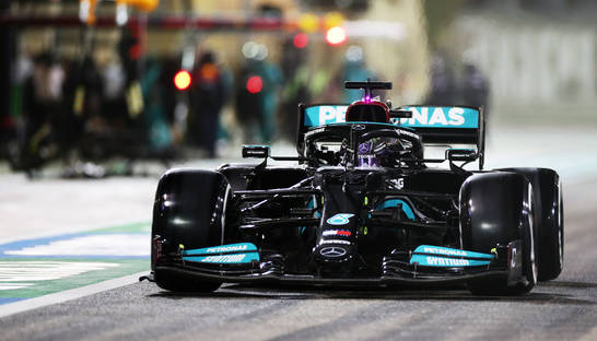 Хэмилтон победил в первом Гран-При Формулы-1 в нынешнем сезоне