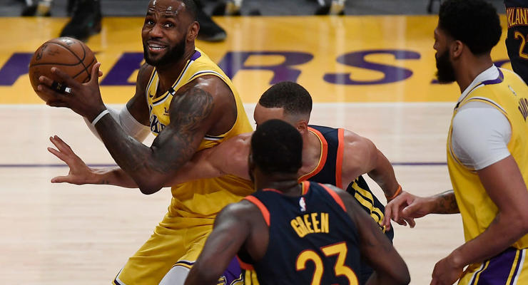 Плей-ин НБА: Лейкерс вышли в плей-офф, Мемфис выбил Сан-Антонио