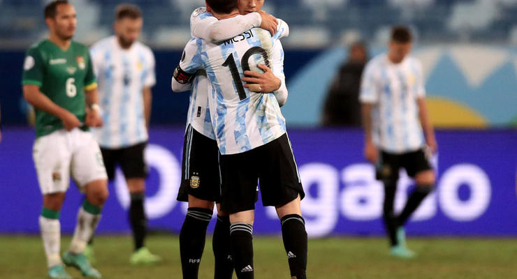 Кубок Америки: Аргентина разгромила Боливию, Парагвай уступил Уругваю
