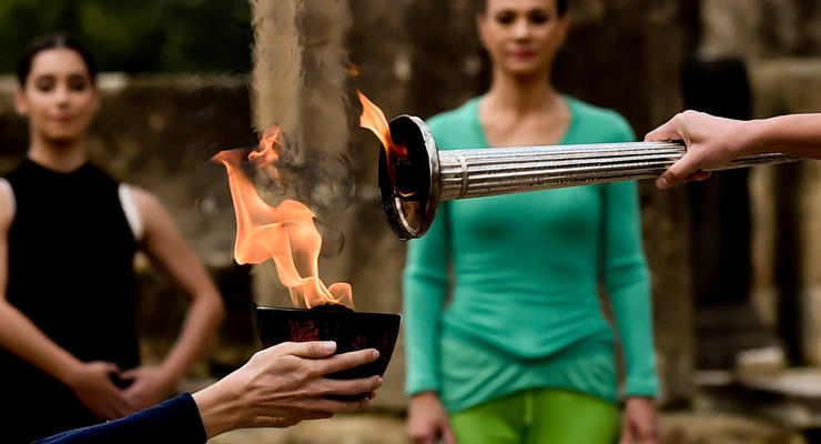 В Олимпии прошла церемония зажжения олимпийского огня