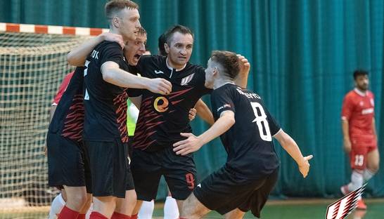 Ураган выиграл заключительный матч основного раунда футзальной Лиги чемпионов