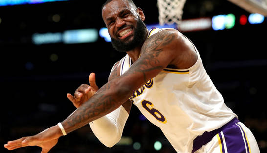 НБА: Лейкерс уступили Мемфису, Бруклин в овертайме обыграл Сан-Антонио