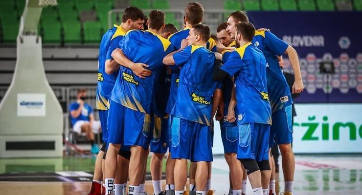 Матч отбора на ЧМ-2023 Украина - Испания могут перенести на лето 2022 года