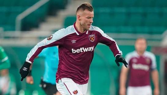 Ярмоленко передал в Чернигов машину скорой помощи и гуманитарный груз